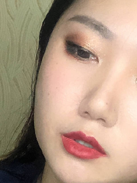 眼睛太大会有什么烦恼